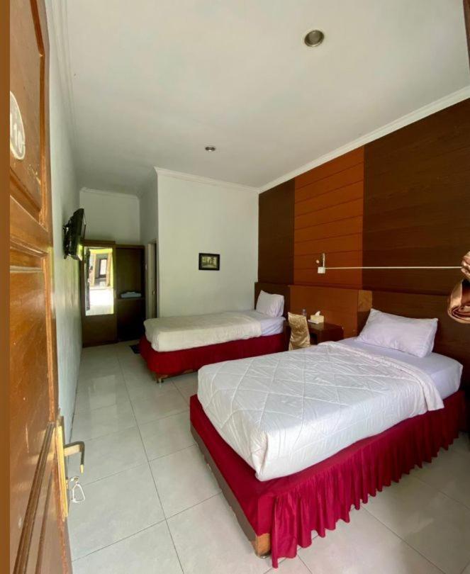 Hotel Ranah Bundo Padang  Exteriör bild
