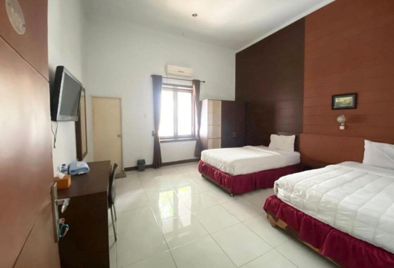 Hotel Ranah Bundo Padang  Exteriör bild