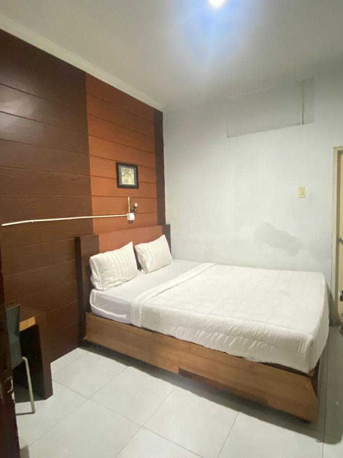Hotel Ranah Bundo Padang  Exteriör bild