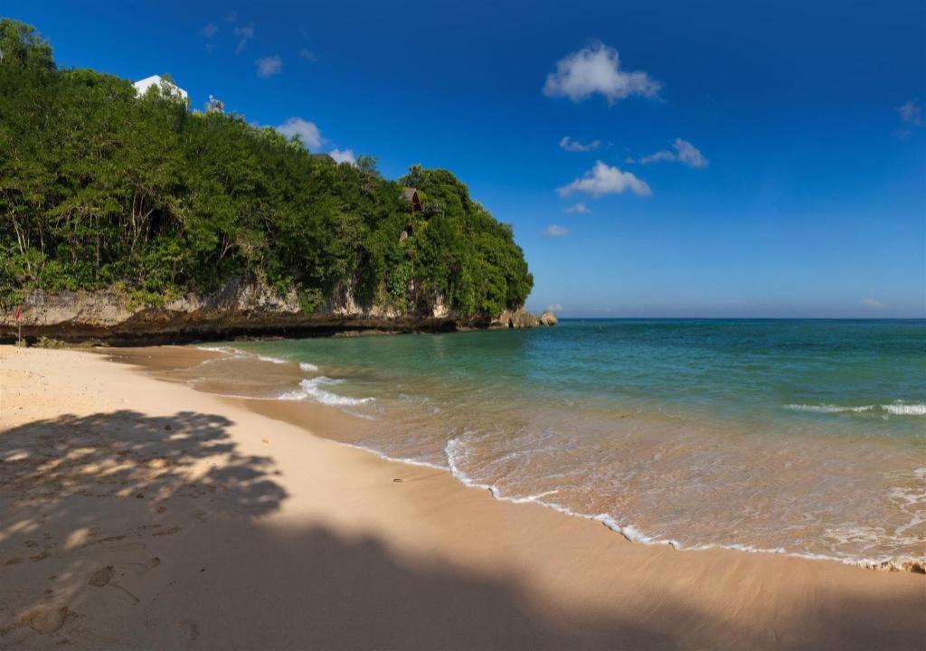 Hotel Ranah Bundo Padang  Exteriör bild
